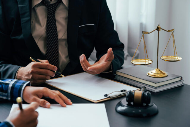 Concept of legal counseling. The lawyer or legal counsel
